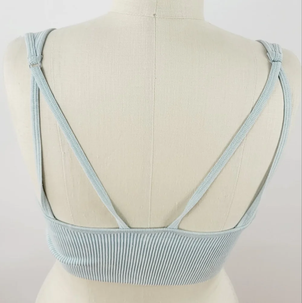 FOREVER 21 Ribbed Tank Top Size S/M - Picture 4 of 6
